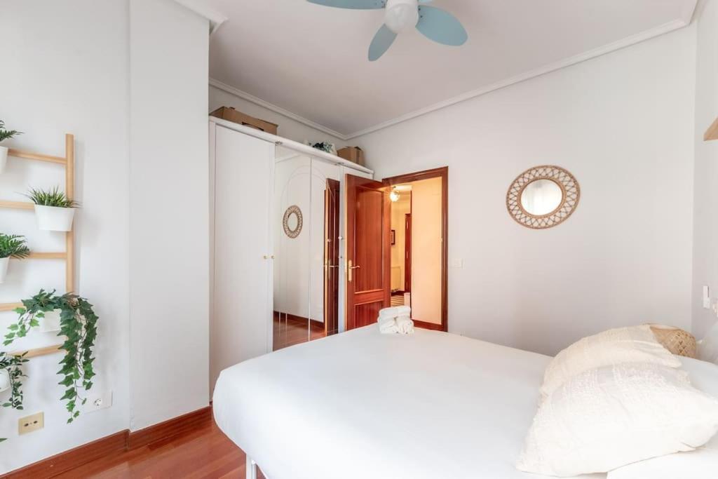 Acogedor Piso En .parking Privado * Santurtzi